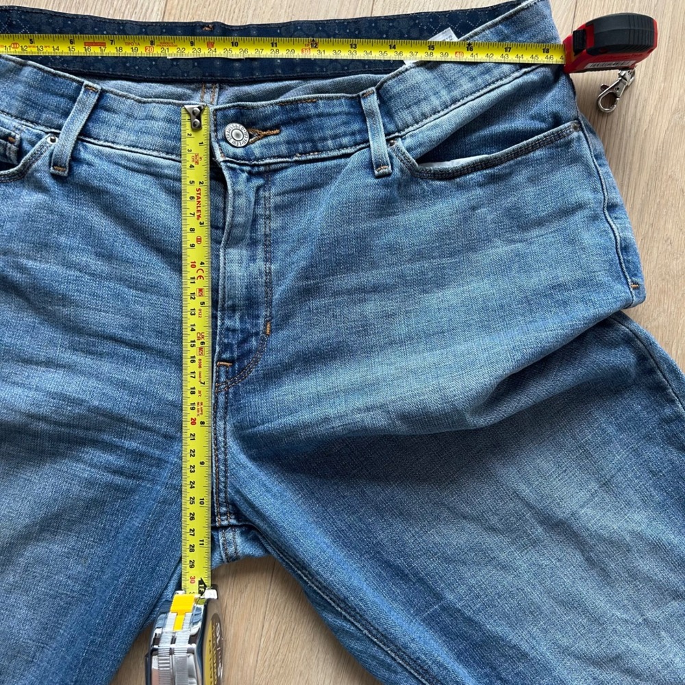 Levi's 525 Perfect Waist Straight Jeans Women's 16 Blue Medium Wash Denim Mature - Picture 8 of 10
